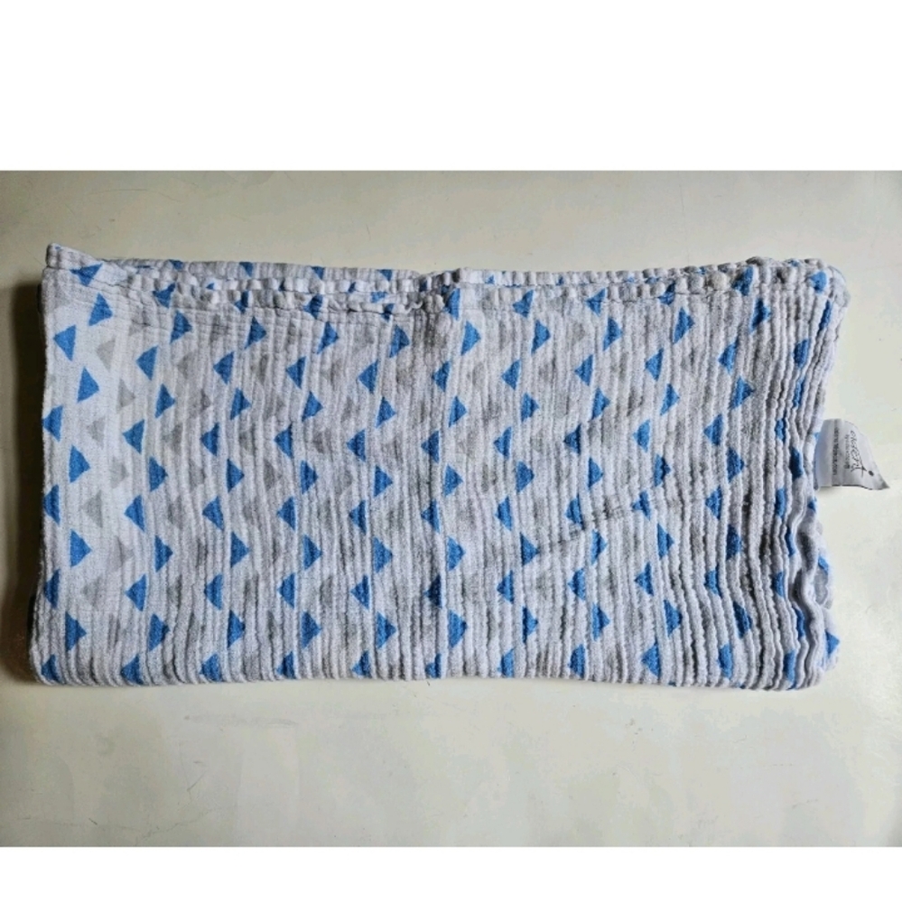 Aden + Anais Baby Boy  Swaddle Blanket Gray Blue Traingle  Organic Muslin Cotton